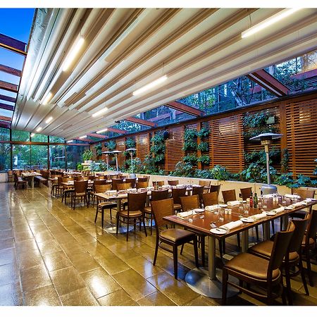 Pullman Santiago El Bosque Hotel Exterior foto The restaurant